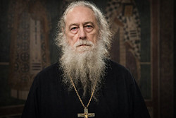 Насельник Лавры архимандрит Макарий (Веретенников) дал интервью журналу «Православный паломник»